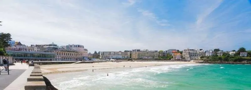 Hotel Balmoral Dinard 3*,